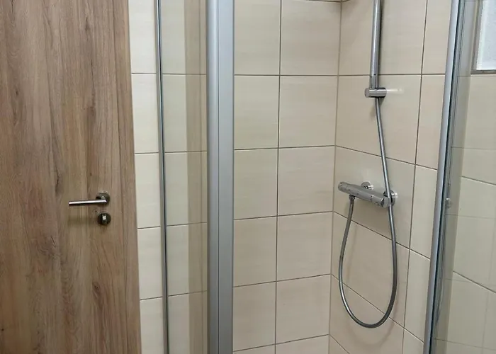 1-zimmer-apartment Mit Pool Und Kamin Apartment *