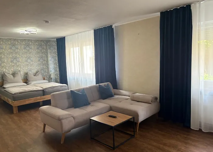 Apartment 1-zimmer-apartment Mit Pool Und Kamin *